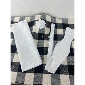 RBOCOTT Mens White Paisley Bow Tie Pocket Square Lapel Pin Set X004KBX1HP